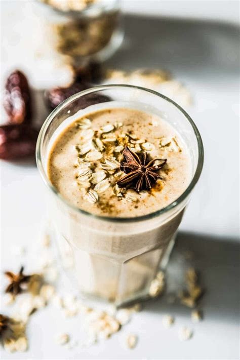 Cinnamon Date Smoothie - Simple Green Smoothies