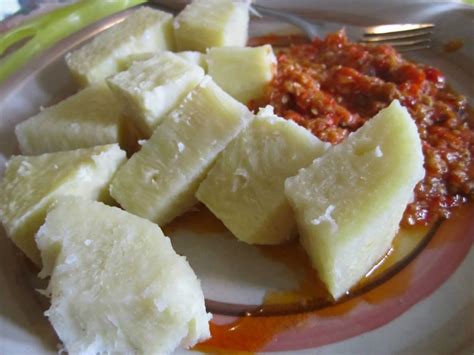 Boiled Yam And Fried Stew Delicacy - Nigerianfoodies.com