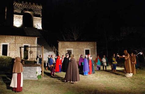 Greccio Still Stages A Live Nativity Each Year Wanted In Rome