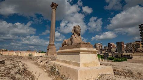 Travel Pompeys Pillar In Alexandria A Majestic Monument In The