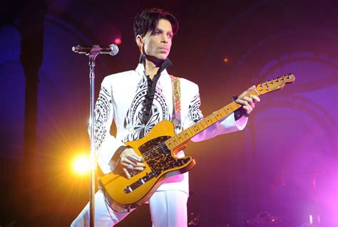 Prince Guitars and Gear List - Guitar Space