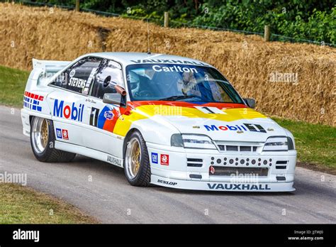 1986 Vauxhall Carlton TS6000 Thundersaloon Racer With Driver Peter