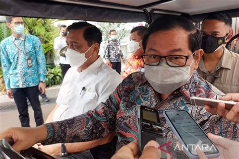 Seskab Sebut Presiden Jokowi Yang Tentukan Waktu Reshuffle Kabinet