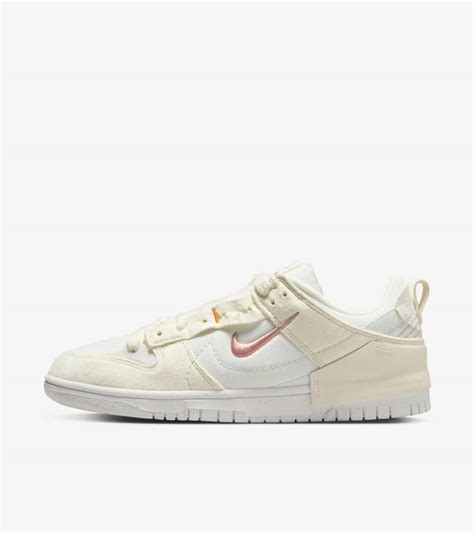 Women's Dunk Low Disrupt 2 'Pale Ivory and Sail' (DH4402-100) Release Date. Nike SNKRS ID