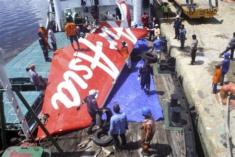 Airasia Crash Report Blames Computer Failure Pilot Response Nbc News