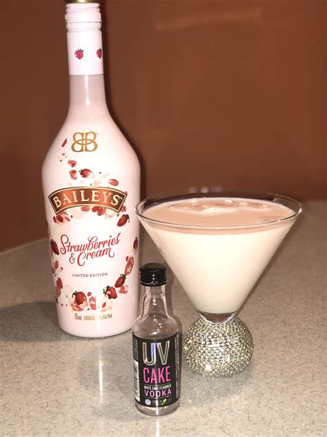 Strawberries And Cream Baileys Strawberry Shortcake Martini 2 12 To