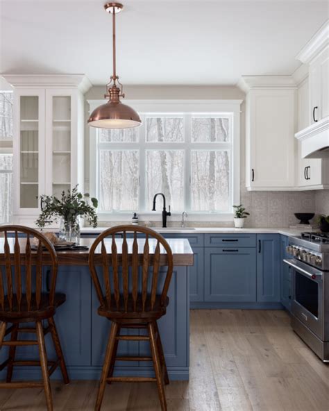 Blue Kitchen Cabinets Classic Blue And White Ideas For Your Busiest