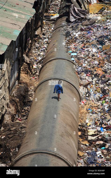 Dharavi, Mumbai India Stock Photo - Alamy