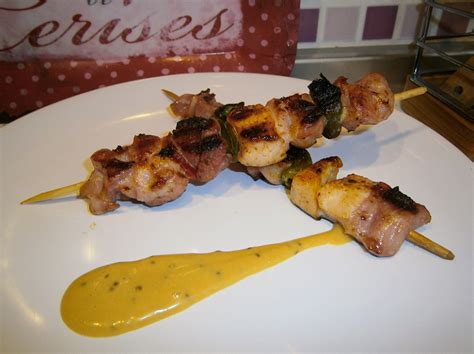 Brochetas De Pollo Con Salsa De Mostaza Y Miel Momentos Gourmet