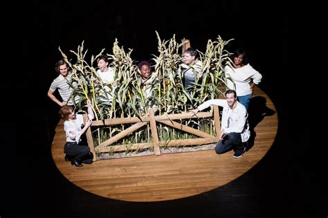 ‘Shucked’: A Broadway Musical That Doubles Down on the Corn - The New ...