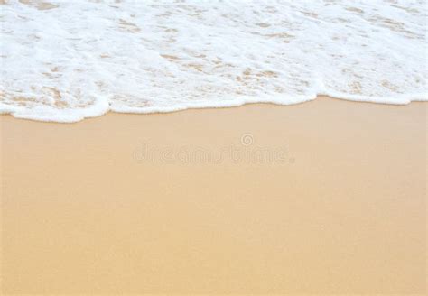 Textura Da Areia Do Mar Da Praia Uma Onda Macia Da Ressaca Ver O