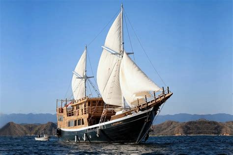 Komodo Open Trip 3Days 2Nights By Cordelia Luxury Phinisi