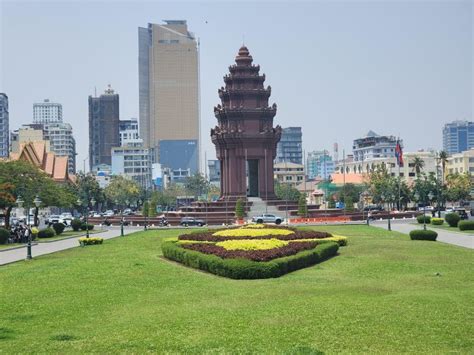 Phnom Penh Byrundvisning Med S Og Killing Fields Getyourguide