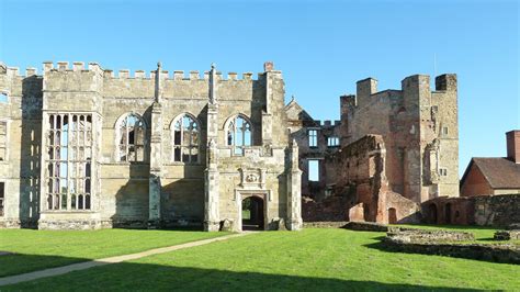 Cowdray House Ruins - Jane Jones-Warner Associates