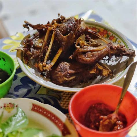 9 Rekomendasi Bebek Goreng Enak Di Jogja Gak Coba Nyesell