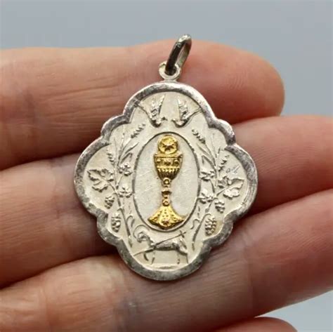 ANCIENNE MÉDAILLE RELIGIEUSE de Communion en Argent Massif 800 Calice