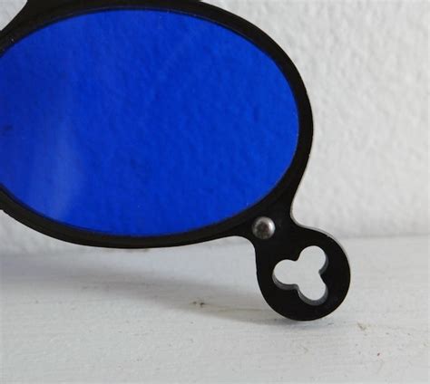 Victorian Pince Nez sunglasses with intense blue Simco lens