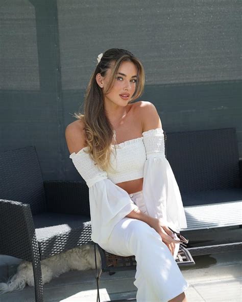 Izabela Ion Hot Instagram Model Biography Height Net Worth Boyfriend Pics BrightCeleb