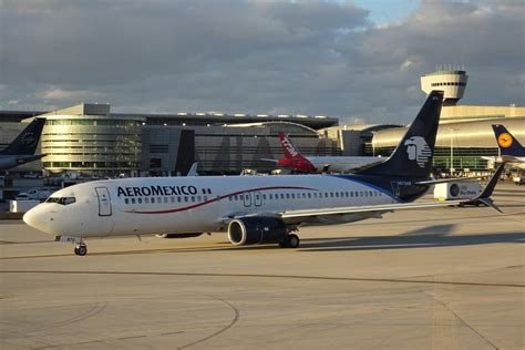 Aeromexico Boeing 737 852 N875AM Th Crocoll Flickr