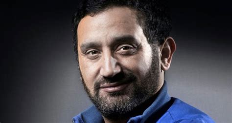 Cyril Hanouna Prolonge De Ans Son Contrat Avec Le Groupe Canal