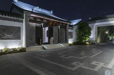 Shanghai Old Town Night Entryway HDRi Maps and Backplates