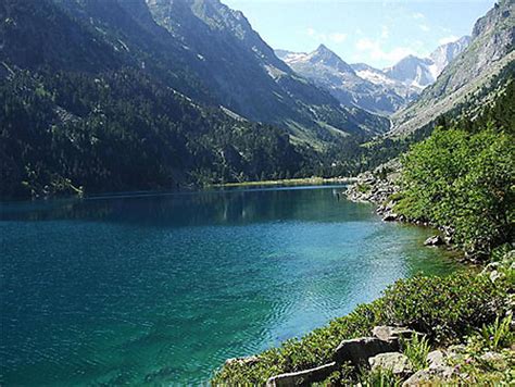 Lac de Gaube Lacs Lac de Gaube Hautes Pyrénées Midi toulousain