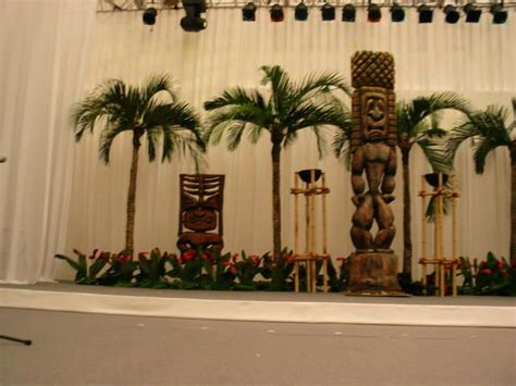 Theater Palm Tree Props Have A Wide Assortment Of Stage Props