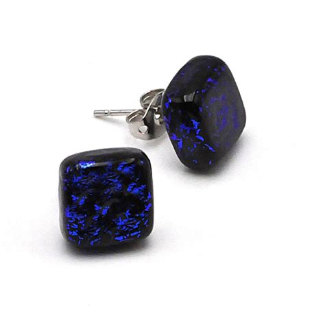 Boucles D Oreilles Clou Carre Bleu Et Noir En Veritable Verre De Murano