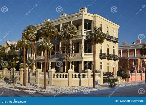 Snowstorm in Charleston, SC Editorial Photo - Image of rare, left ...