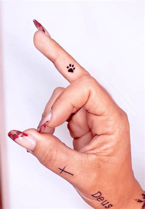 The Most Stylish Mini Tattoo On Finger Designs For Your Fingertips