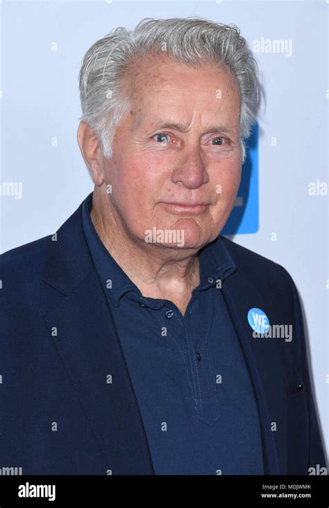 Martin sheen young hi-res stock photography and images - Alamy