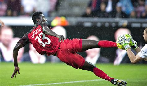 Paul Onuachu Le Nig Rian Dans Le Viseur De Genk