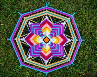 Mandala Ojo De Dios Estrella En 2022 Ojo De Dioses Mandalas De Lana