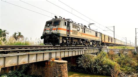 Spectacular Irctc Lucknow Tejas And Sealdah Rajdhani Special At Full