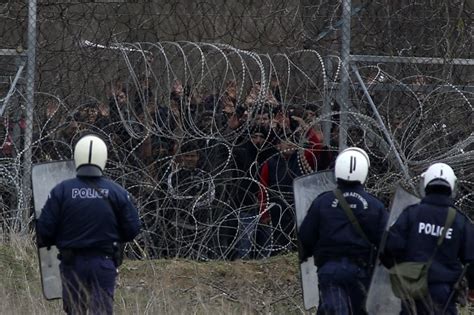 Migrants Caught In The Middle As 1000 Turkish Police Deployed At Greek