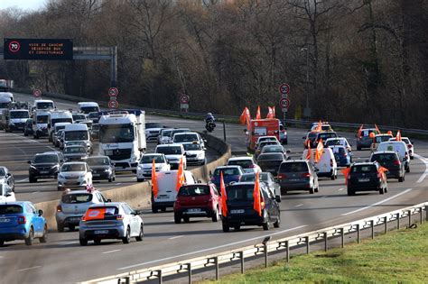 Réforme des retraites Opération escargot jeudi matin sur lA35