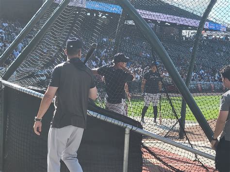 Manny Randhawa On Twitter Aaron Judge Takes Bp On The Field For The