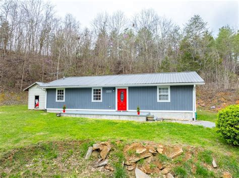 220 Ingle Hollow Rd, Sevierville, TN 37876 | MLS# 11263808 | Homes.com