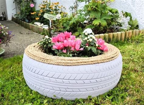 Décoration de jardin récup avec des pneus recyclés 12 idées originales