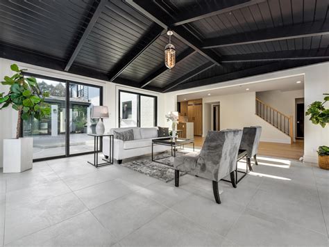 Photo Gallery - Lang Black Vinyl Windows | Lang Exterior Windows and