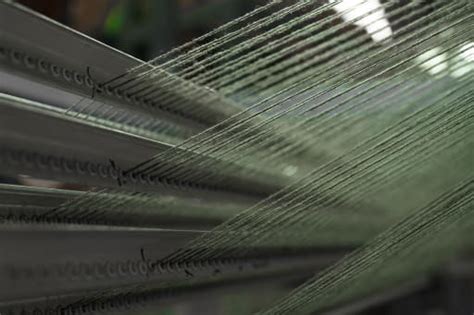 carpet construction performance unravelling  craftsmanship underfoot