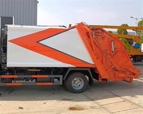 ISUZU 4CBM Trash Compactor Truck ISUZU Vehicles