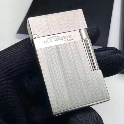 S T Dupont Ligne Classic Lighter Outlet Savings