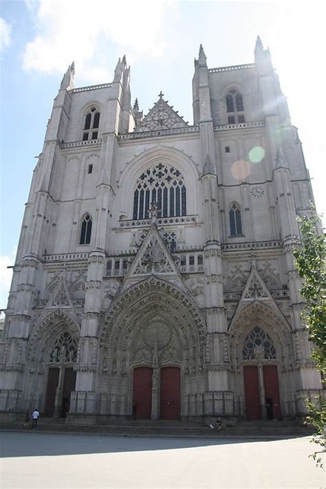 Cath Drale Saint Pierre Et Paul Eglise Cath Drale Saint Pierre Et