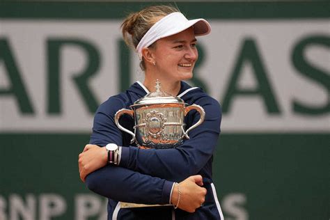 テニス全仏オープンの女子シングルスで初優勝したクレイチコバ（ap） ― スポニチ Sponichi Annex スポーツ