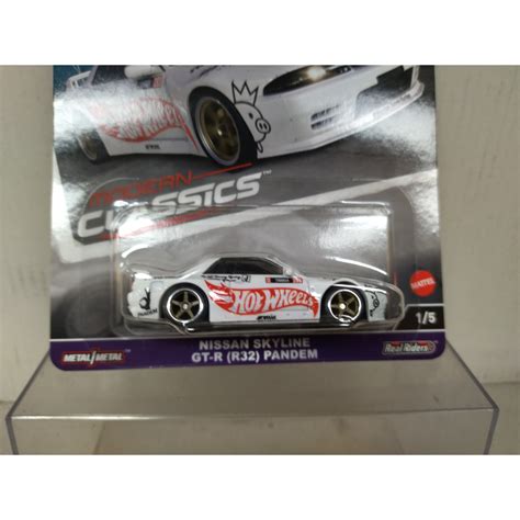 NISSAN SKYLINE GT R R PANDEM MODERN CLASSICS HOT WHEELS PREMIUM BCN STOCK CARS
