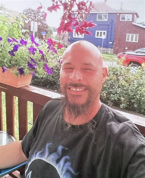 Police Searching For Man Believed To Be In Ottawa Or Gatineau