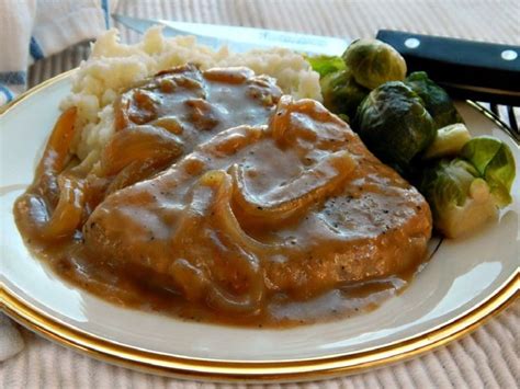 Cook S Illustrated Smothered Pork Chops In Onion Gravy Recipe