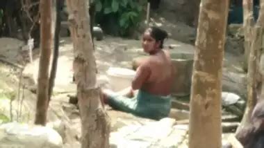 Indian Busty Aunty Taking Bath Outdoor Full Nude Caught Hidden Cam Porn