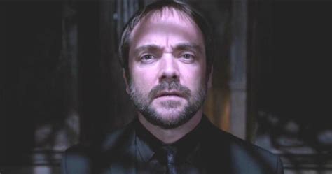 Supernatural: 10 Hidden Details About Crowley Everyone Missed